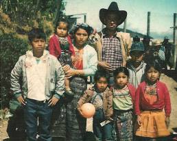Mi familia en Santa Eulalia, Huehuetenango.
