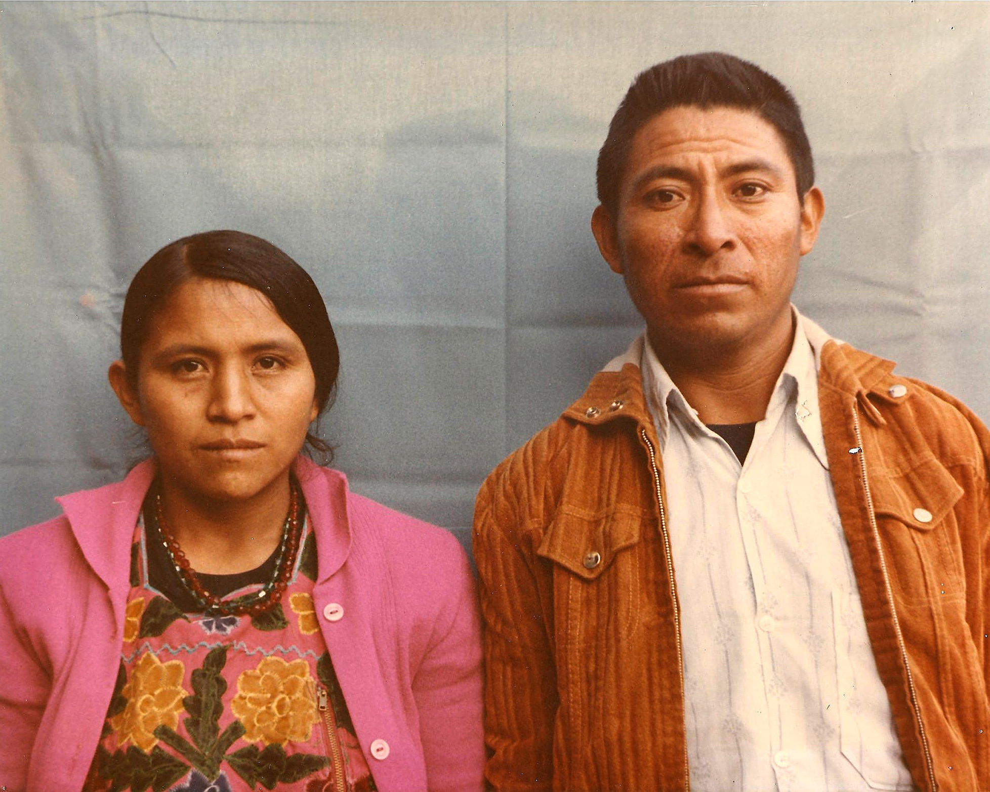 Mis padres Lucía Marcos y Marcos Andrés. - El sueño guatemalteco lo construimos juntos. XumaK Foto de Lucía Marcos y Marcos Andrés. - El sueño guatemalteco lo construimos juntos. XumaK