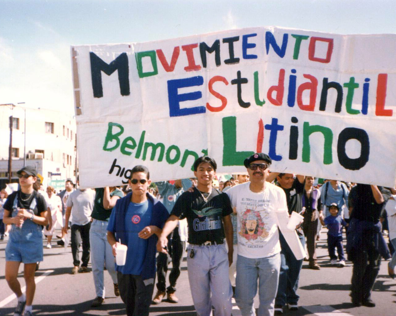 Protesta del Movimiento Estudiantil. - El sueño guatemalteco lo construimos juntos. XumaK