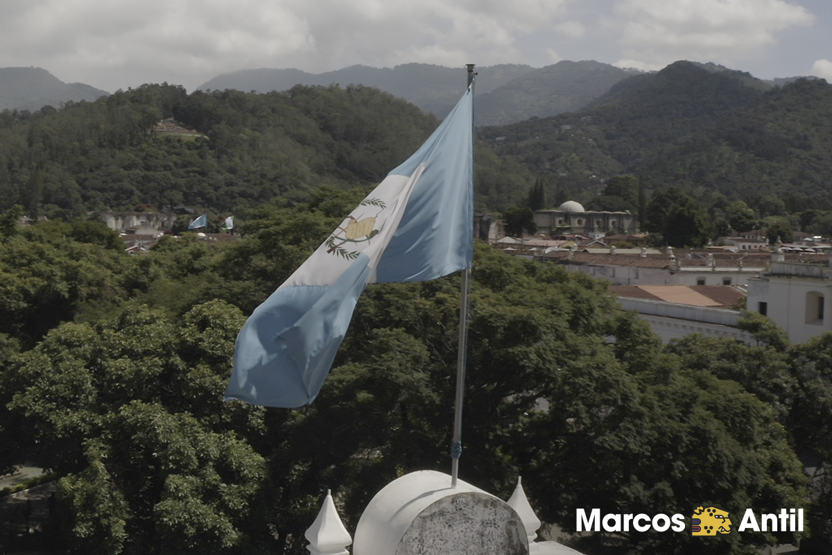 Clamor por salvar nuestra democracia